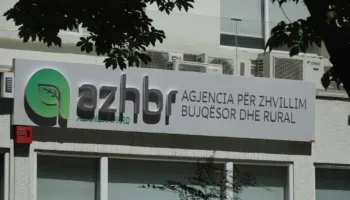 Skema e subvencioneve në rrezik, keqmenaxhimi mes Ministrisë së Bujqësisë dhe AZHBR vë në pikëpyetje fondet për fermerët