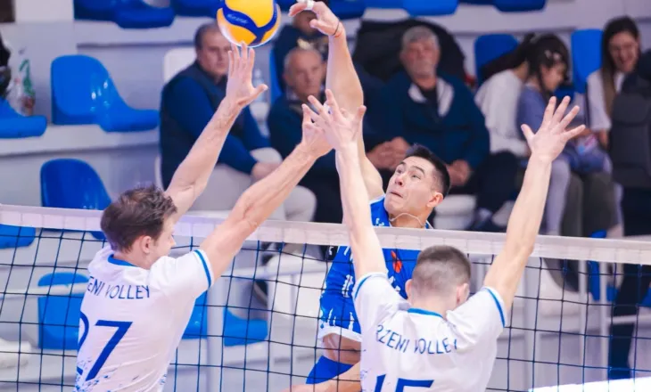 Skënderbeu dhe Erzeni në gjysmëfinalet play off, Vllaznia “dorëzohet” pas pesë setesh