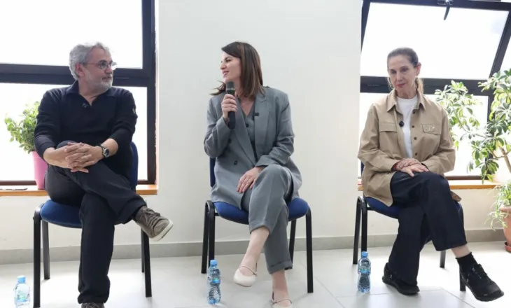 “Smart City në qershor”, Koçiu në Shkodër prezanton prioritetet në arsim