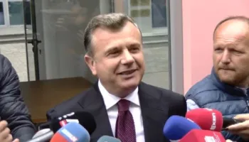 Sot në GJKKO për të dëshmuar për dosjen ‘Partizani’, Balla: Ditë e madhe për Shqipërinë! I qëndroj deri në fund…