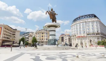 Sot protestë, mijëra studentë shqiptarë në RMV kërkojnë provimet në gjuhën e tyre