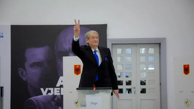 Statuti i PD drejt Gjykatës! Kërkohet pezullimi si kryetar i Sali Berishës dhe ndalimi i kandidimit, zbardhet kërkesa zyrtare