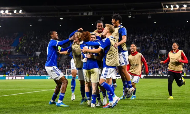 Strasburg përmbys Mainz, Notingham Forest eleminon Porton