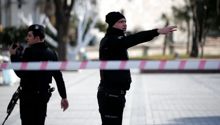 Sulm me armë në Turqi, nxënësi qëllon për vdekje 3 të mitur dhe 1 mësues. 20 të plagosur