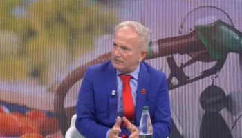 “Tavani për çmimin e naftës duhet të ishte më i ulët”, Fatos Çoçoli: Jemi vonë, duhet të ndihmohen ata më në nevojë