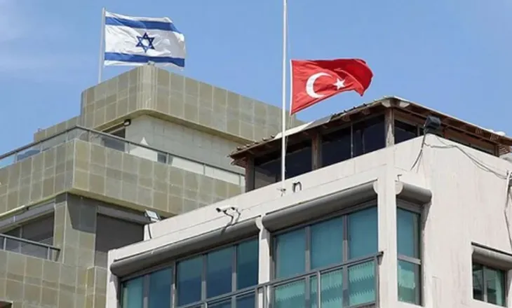 Të shtëna me armë pranë Konsullatës Izraelite në Stamboll, plagosen 2 policë