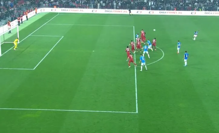 Tirana fiton derbin me përmbysje, Partizani dorëzohet në pjesën e dytë