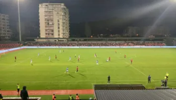 Tirana “vidhet” nga Lata, Maksuti i jep një pikë Flamurtarit