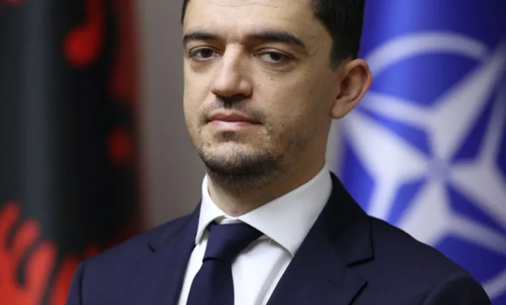 Tjetër ndryshim në Qeveri! Lirohet nga detyra zv.ministri i Mbrojtjes, ja kush e zëvendëson (EMRI)