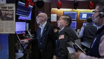 Tronditen tregjet e investimeve pas kërcënimeve të Trump për ta çuar Iranin “në epokën e gurit”