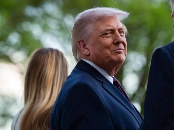 Trump nën rrebeshin e kritikave/ Rënie në sondazhe pas përplasjeve të paprecedenta me Papën