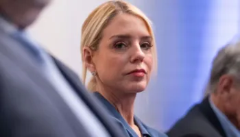 Trump shkarkon Prokuroren e Përgjithshme Pam Bondi, kush e zëvendëson