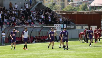 Turneu i futbollit nëpër shkolla ngjall interes të madh, mësohen çiftet finaliste për meshkuj dhe femra