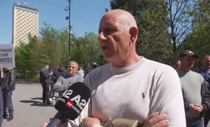 “U hoq nafta falas”, fermerët në protestë para Ministrisë së Bujqësisë