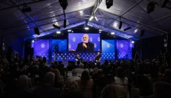 U larguan 500 mijë shqiptarë? Rama në Greqi: Kemi kaluar 50 vjet izolim, ikja është normale, por edhe po kthehen!