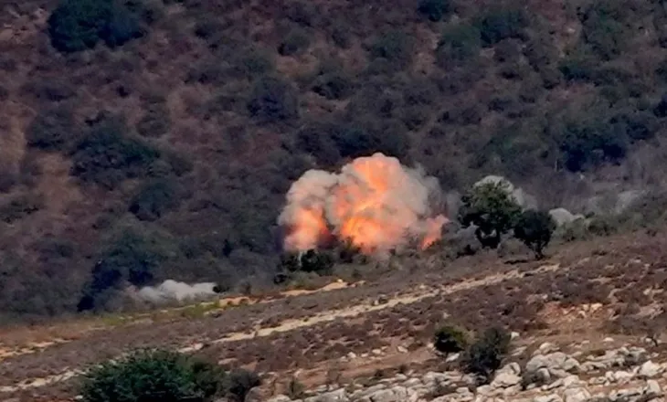 Ushtria izraelite jep detajet: Vriten luftëtarë të Hezbollahut në Liban, “shkelën armëpushimin”