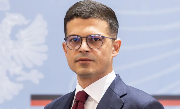 Vengu mbi përplasjet në PS: Detaje periferike, Shqipëria ka çështje shumë më jetike! Hatërmbetjet janë një luks që nuk e kemi