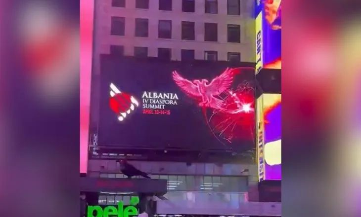 VIDEO/ Posteri i Samiti i IV-të të Diasporës shqiptare ‘shpaloset’ në sheshin e famshëm ‘Times Square’ të SHBA