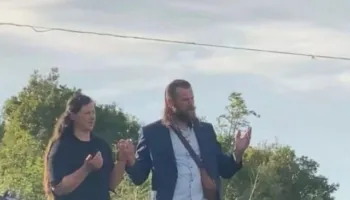 Vrasja e çiftit në Balldren, shpallen në kërkim tre autorët e dyshuar, ja motivi i ngjarjes