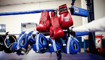 ‘World Boxing’ kthen rusë e bjellorusë në ring