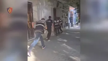 Zbulohet vila 3-katëshe “me dritë të kuqe” në Elbasan, arrestohen 4 të reja për prostitucion, sekuestrohet edhe kokainë