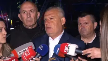 Zjarri është vënë nën kontroll, Prefekti i Tiranës: Po marrim masa për strehimin e qytetarëve të mbetur jashtë