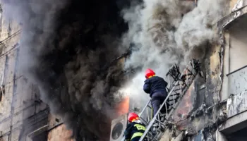 Zjarri tek “Arlis”, gjykata liron nga burgu 4 të arrestuarit, i lë në detyrim paraqitje