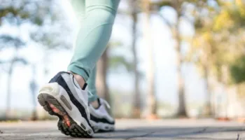 10 mijë hapa në ditë, ideale për një formë të mirë fizike? Studimi i ri tregon të kundërtën