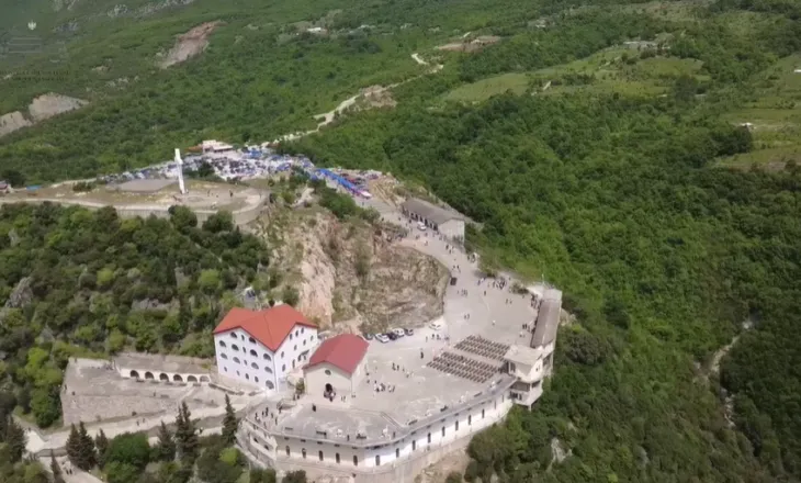 “13 të martat e pelegrinazhit”, shërbim shëndetësor 24 orë për besimtarët në Kishën e Laçit