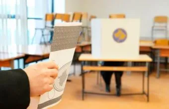 22 parti dhe 3 koalicione në garë për zgjedhjet e 7 qershorit në Kosovë, ‘Nisma’ e Fatmir Limajt mbetet jashtë, Vjosa..