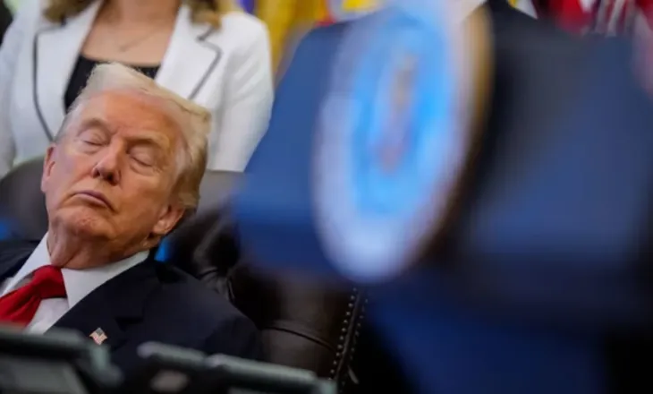 30 mjekë e shpallën Donald Trumpin të paaftë mendërisht