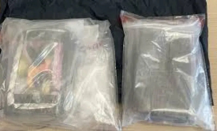 300 mijë euro drogë/ Kokaina e pastër dorëzohej në lavazh, arrestohen 3 persona, njëri sapo ishte liruar