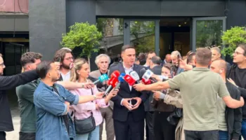 Abdixhiku: U dakorduam për garim të përbashkët me Vjosa Osmanin