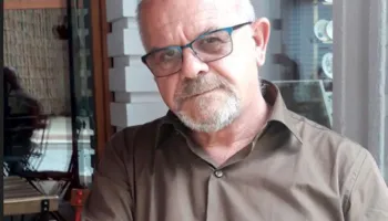 Adrian Devolli: Pa kritikë profesionale nuk ka zhvillim të artit dhe as orientim drejt vlerave të vërteta
