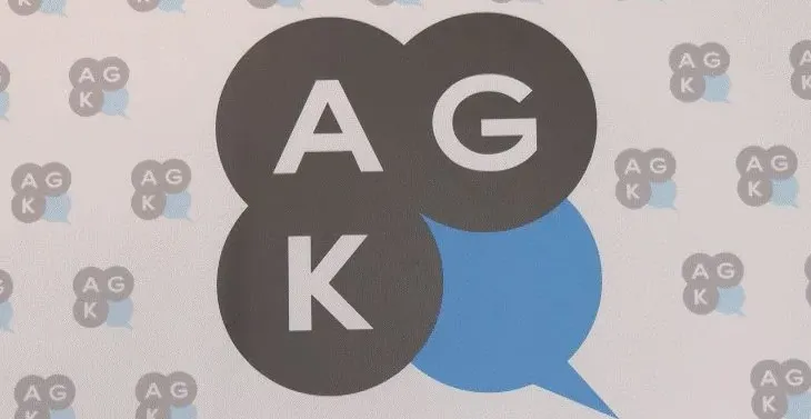 AGK: Gazetarët po përballen me pasiguri, paga të ulëta, mungesë të drejtash