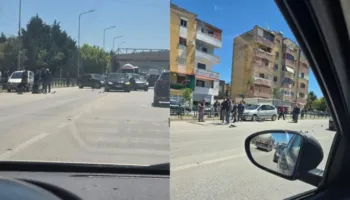 Aksident me vdekje në Berat, makina përplaset me motorin. Humb jetën 60-vjeçari
