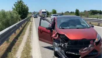 Aksident në autostradën Fier–Lushnjë, një i lënduar përfundon në spital