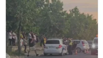 Aksident në Tiranë, plagosen 6 fëmijë dhe drejtuesja e automjetit