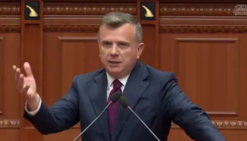 Aksidenti në Durrës ku humbën jetën dy të miturit, Balla paralajmëron ndryshime në Kodin Penal: Të fortët e lagjes të bëhen shembull nga Policia e Shtetit