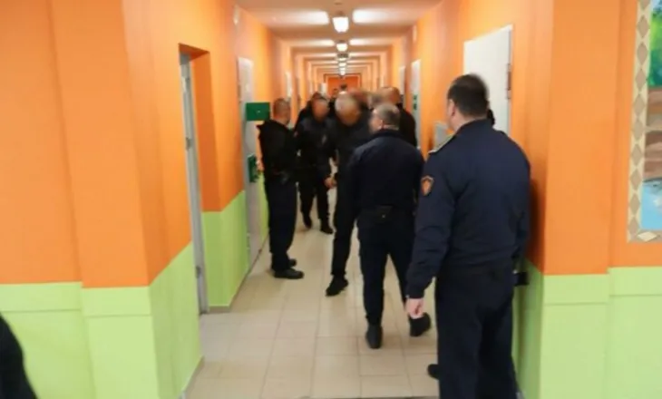 Aksion i befasishëm në burgun e Fierit, Vlorës dhe Peqinit/ Dalin pamjet e kontrolleve
