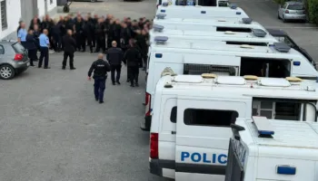 Aksion “i befasishëm” në burgun e Fushë-Krujës, ja çfarë sekuestroi policia