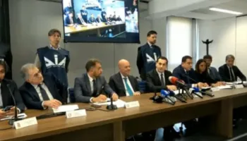 Aksioni i SPAK dhe Antimafias Italiane/ 640 mijë euro në Shqipëri dhe 400 mijë në Itali, prokurori i Barit: Paratë shkojnë aty ku është më e lehtë të…