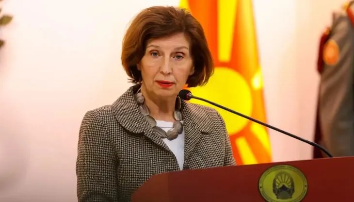 Aktivitete të paligjshme në kabinetin e presidentes së Maqedonisë së Veriut, prokuroria nis hetimet