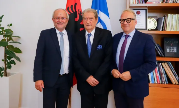 ‘Alarm për kapjen e shtetit, krimin e organizuar dhe integritetin zgjedhor’/ Berisha pret zyrtarët e CDU-së