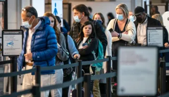 Alarmohet Europa, avioni me një pasagjer të infektuar me hantavirus zbarkon në Amsterdam, transferohet menjëherë në spital