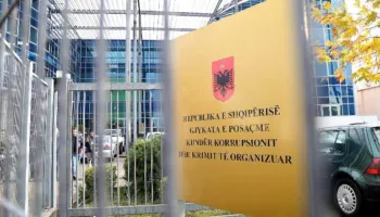 Ambasadori i BE Gonzato vizitë në GJKKO/ Takim me kreun e gjykatës Erion Bani