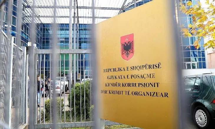 Ambasadori i BE Gonzato vizitë në GJKKO/ Takim me kreun e gjykatës Erion Bani