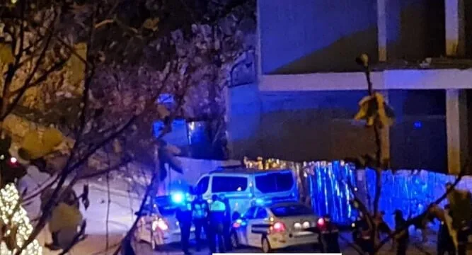 AMP “zbarkon” në Sarandë, ndalohet oficeri i Krimeve të Rënda (Detaje)