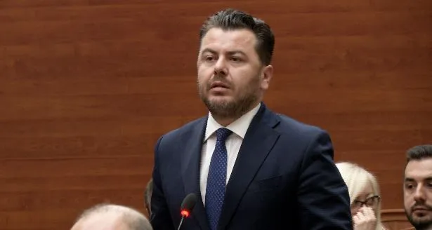“Anëtarë të BE me të drejta të pjesshme?”/ Rama nuk merr pjesë në seancë, Kapri: Mungesa e tij tregon dobësi!