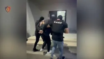Arrestohet në Shqipëri i riu nga Vlora/ Pjesë e grupit kriminal në Spanjë, iu sekuestrua mbi 82 kg kokainë